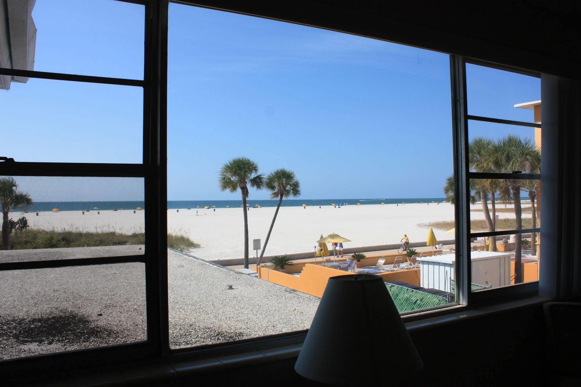 Ibeach Resort Treasure Island Buitenkant foto