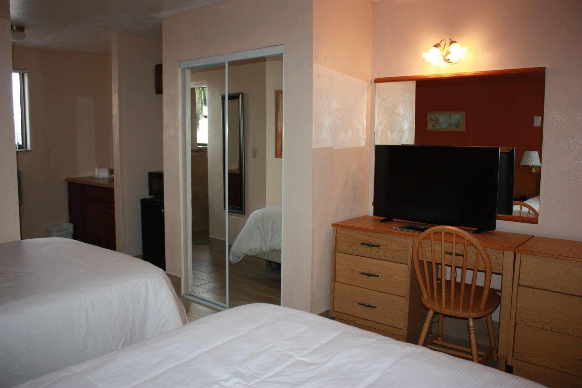 Ibeach Resort Treasure Island Buitenkant foto